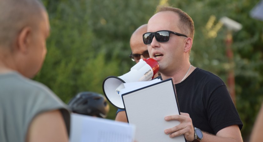 Na wyjazd do Warszawy zapisy przyjmuje Dominik Łazarz.