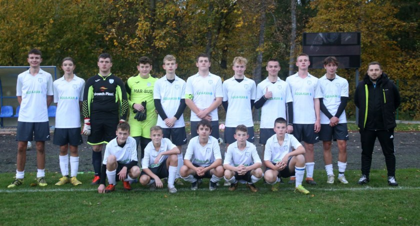 Juniorów młodszych w sezonie 2022/2023 trener Karol Staniszewski doprowadził do zwycięstwa w lidze..