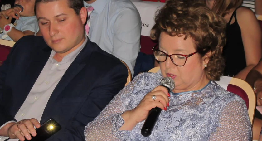Anna Szczepanik jest dyrektorką PM nr 1 w Dębicy. Na zdjęciu z radnym Mateuszem Cebulą.