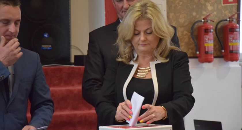 Barbara Srebro, dotyczasowa radna miejska w Pilźnie została nową radną powiatu dębickiego.