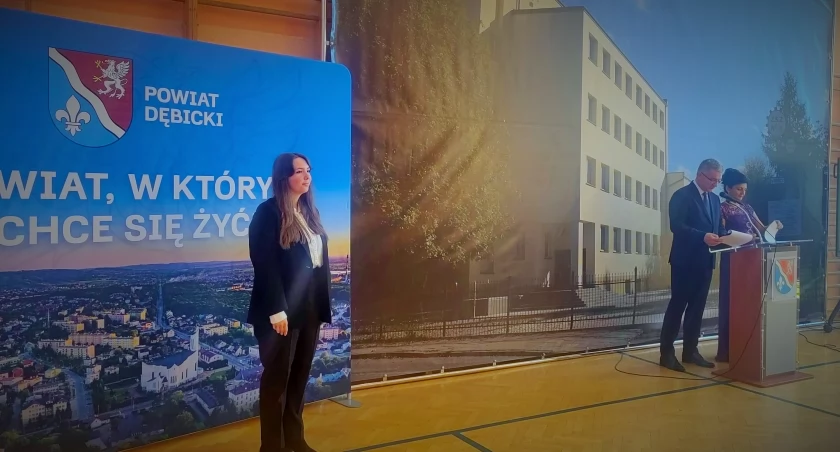 Nikola Kloc jest najlepszą wśród uczniów z Pustkowa-Osiedla. 