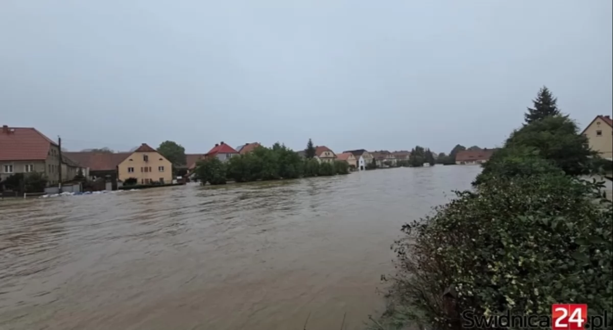 Zalana Świdnica nieopodal Kotliny Kłodzkiej. Fot. Swidnica24.pl