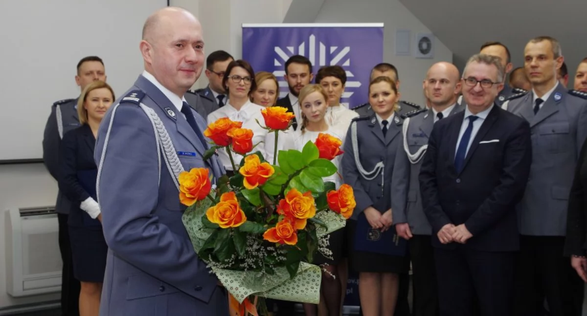 Insp. Mirosław Wośko na pierwszym planie. Zdjęcie: Podkarpacka Policja.