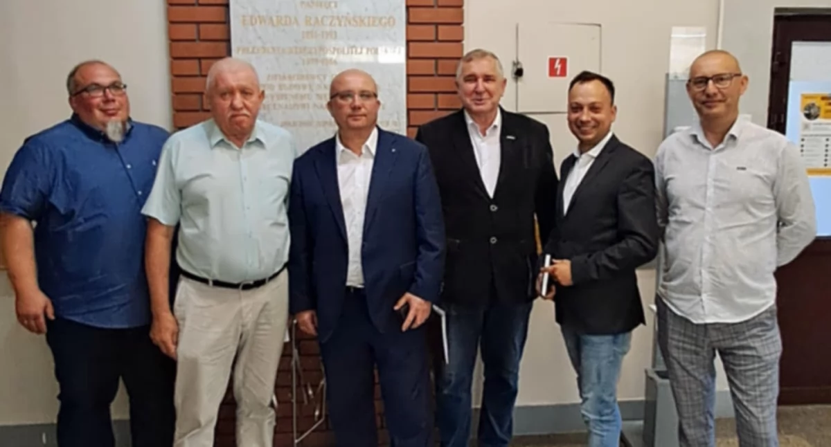 Między innymi to zdjęcie zamieszczone zostało we wpisie, który został usunięty.