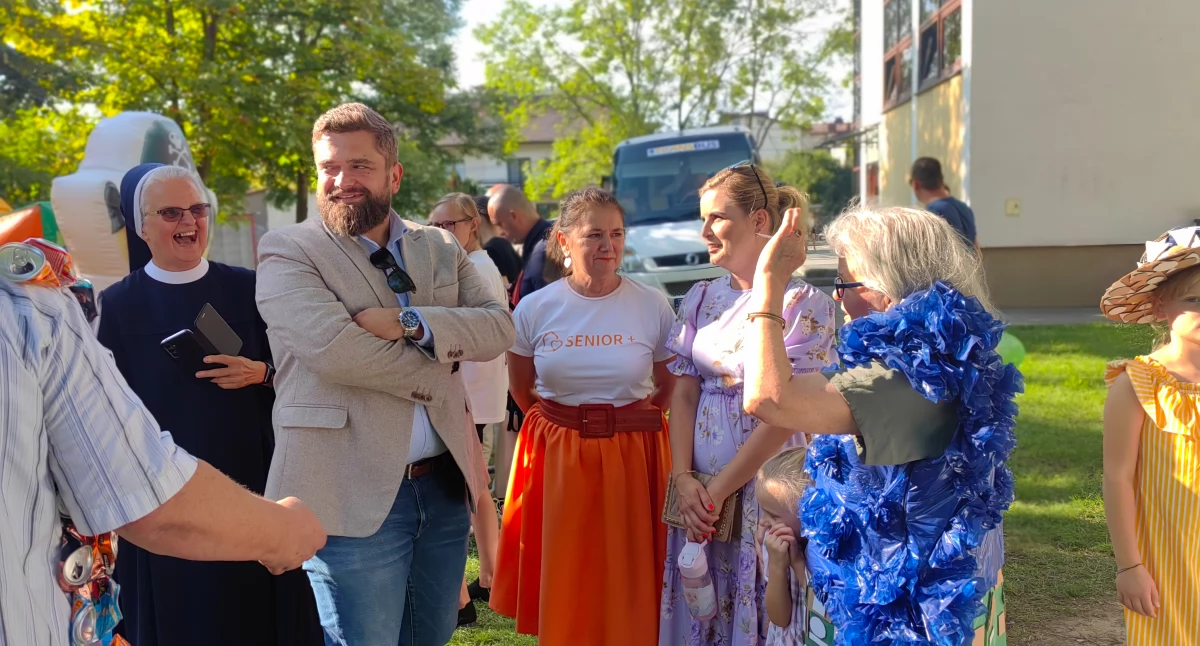 W tamtym roku uczestnikom dopisywały humory. 