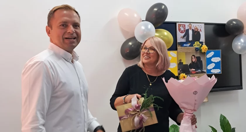 Za dziesięć lat współpracy Marcie Pawełko-Tokarz podziękował dyrektor MOSiR Konrad Makowiecki.