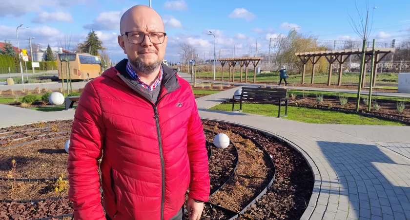 Choć za parki kieszonkowe Tomasz Solecki nie odpowiada, to cieszy go, że i takie inwestycje powstają w Dębicy.