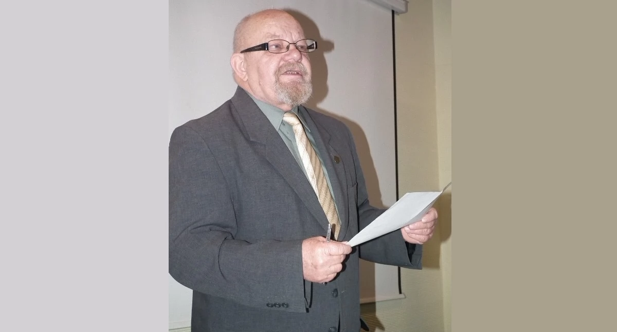 Piotr Żybura uważa, że skoro podwyżkę dostali radni i wójt, to powinna ona trafić także do pozostałych urzędników. Fot. Arch.