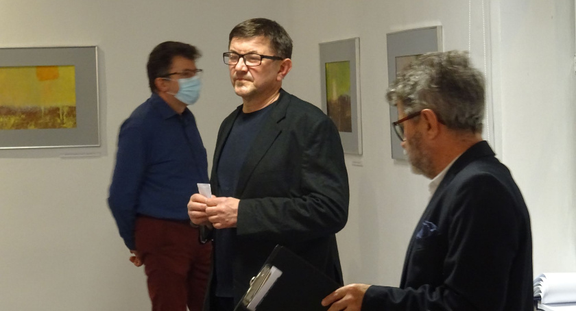 Dariusz Grabowski w Galerii Sztuki MOK w Dębicy.