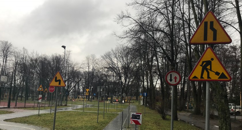 W parku przy ul. Kościuszki powstanie ścieżka edukacyjna dla dzieci.