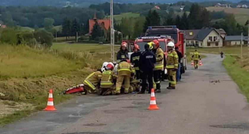 Jako pierwsi pomocy poszkodowanemu udzielili strażacy. Fot. OSP Grudna Dolna.