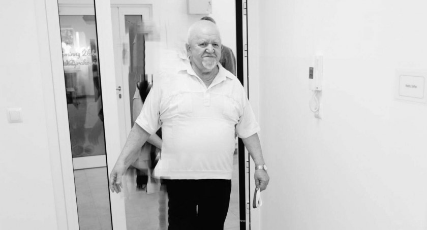 Na zdjęciu Jerzy Czerepak w czerwcu tego roku, podczas otwarcia budynku wielofunkcyjnego w Zawierzbiu. 