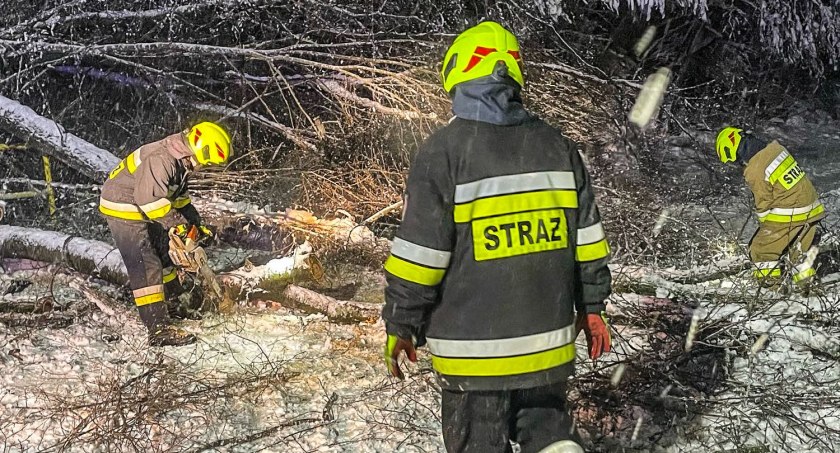 Strażacy mają pełne ręce roboty. Zdjęcie: OSP Stobierna
