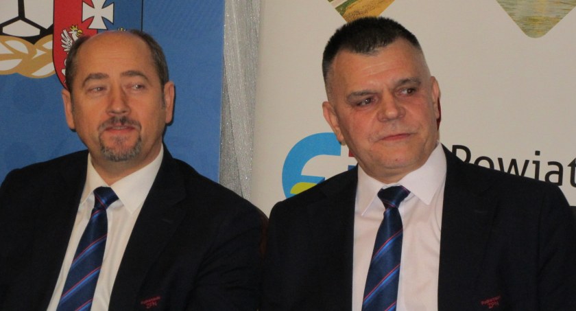 Prezesi Podkarpackiego ZPN Mieczysław Golba i Wiesław Lada zapraszają do kibicowania.