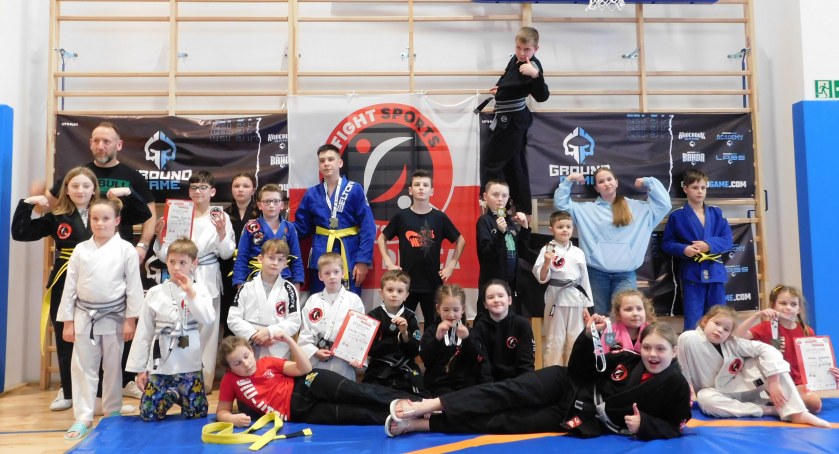 Sporty walki, FightSports Dębica podium stawali - zdjęcie, fotografia