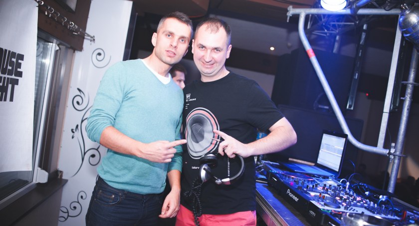 Z lewej Wojciech Korycki z prawej Grzegorz Rusinowski. To oni stworzyli Euro House Night. Fot. Tomasz Gil