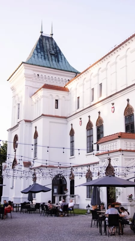 Zamek Przecław zaprasza przez całe lato