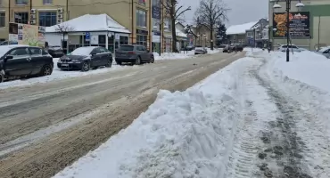 Drogi w Dębicy i te powiatowe przejezdne. W gminach sytuacja trudna