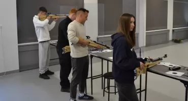 Najlepiej strzelali Oliwia Marek, Dawid Papiernik i drużyna Mechanika