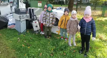 Przekaż im elektrośmieci, a oni zamienią je w pomoce dydaktyczne